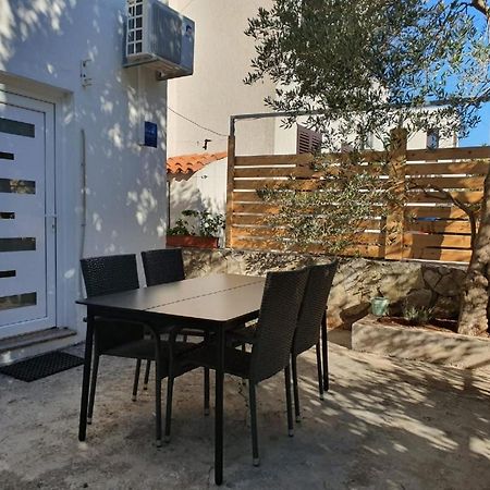 Apartman Marino Murter Zewnętrze zdjęcie